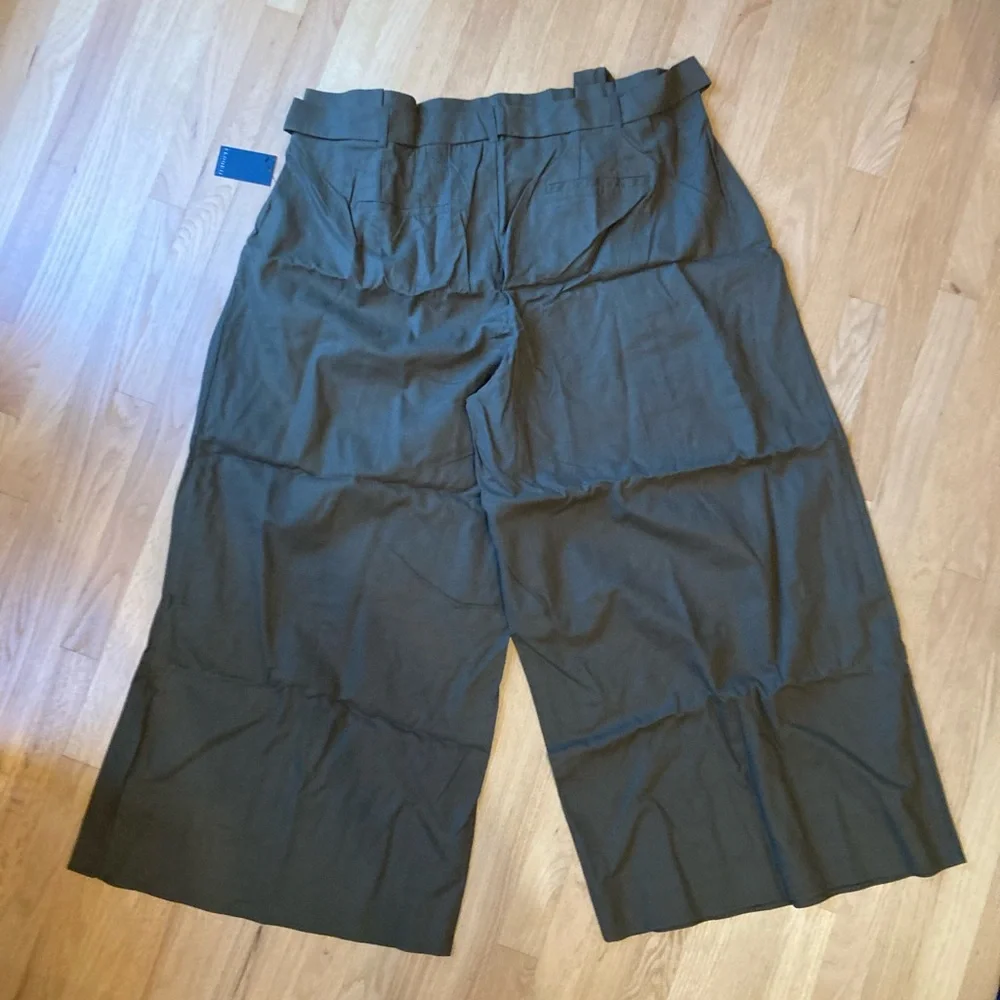 NWT Eloquii Olive Wide-Leg Paperbag Waist Trousers - Linen Blend - 24 - Picture 4 of 8